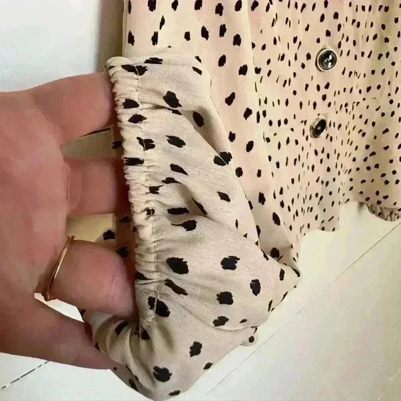 RIVER ISLAND Cream & Black Spotted Peplum Top Size 16 UK (Large US) - Picture 5 of 11